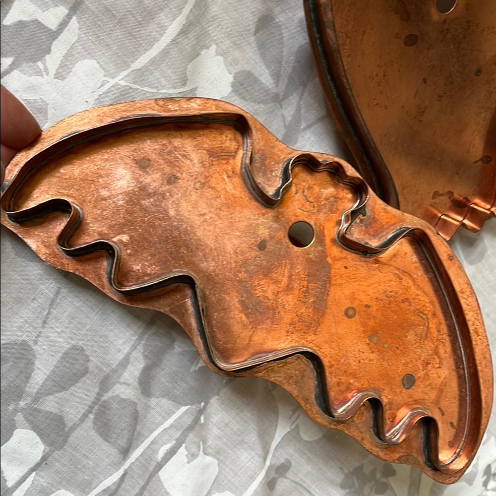 Martha Stewart Vintage Copper Cookie Cutters Set - Picture 10 of 11